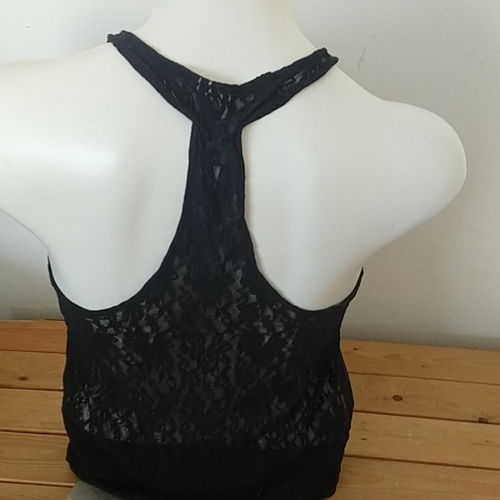 Black tank w/ mesh print on back